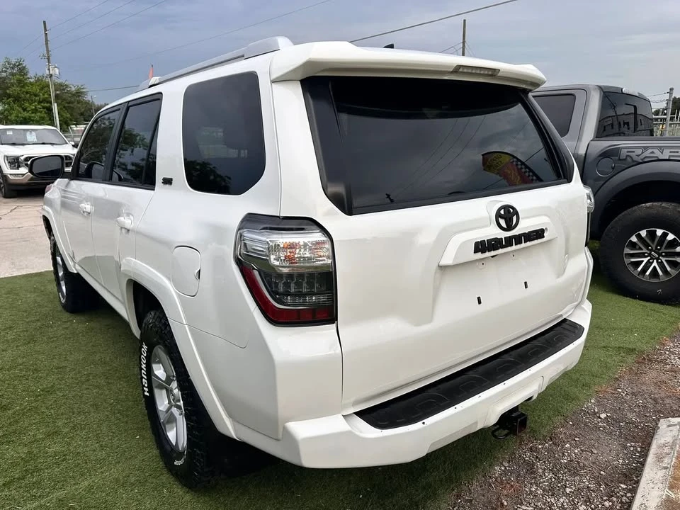 2018 Toyota 4Runner 5th Gen - Image 4 of 20