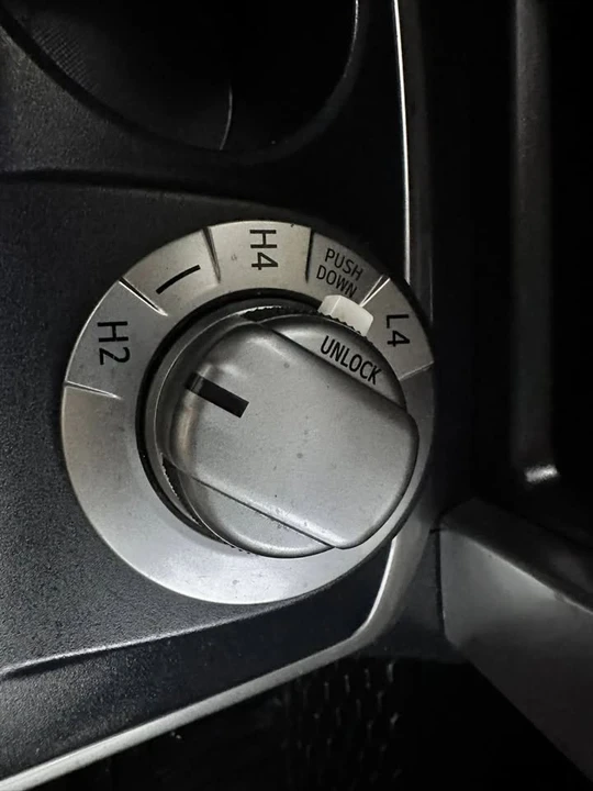 2018 Toyota 4Runner 5th Gen - Image 17 of 20