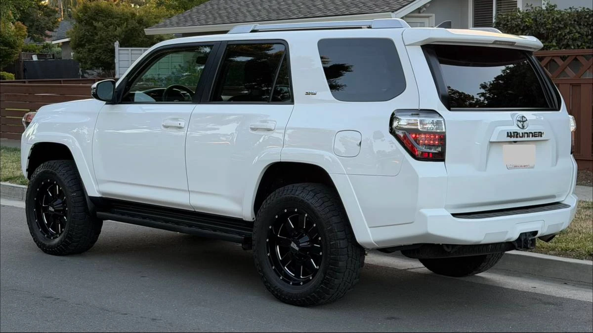 2018 Toyota 4Runner 5th Gen - Image 5 of 20