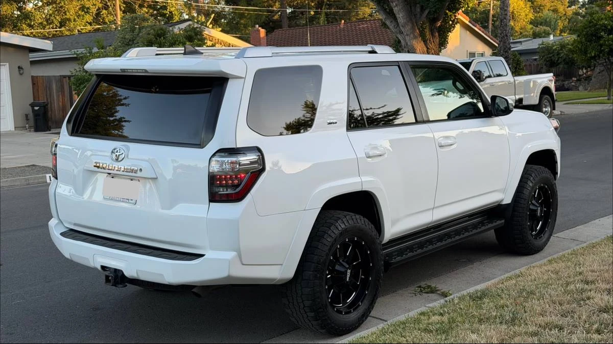 2018 Toyota 4Runner 5th Gen - Image 3 of 20