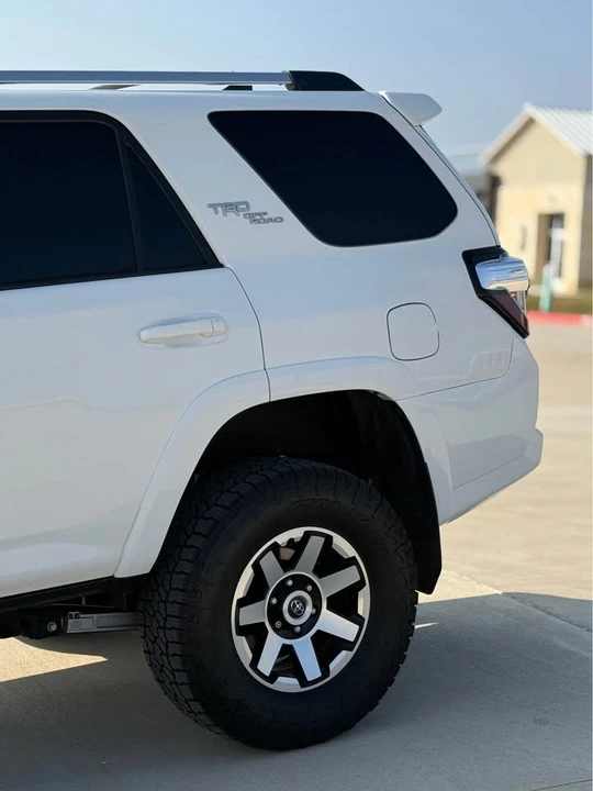 2018 Toyota 4Runner 5th Gen - Image 7 of 17