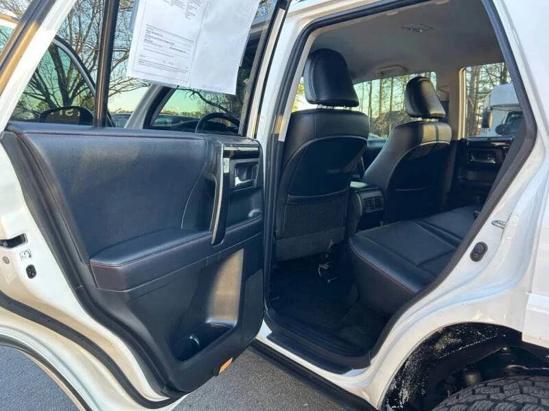 2018 Toyota 4Runner 5th Gen - Image 14 of 20