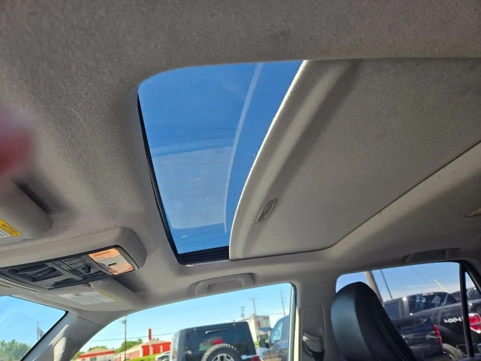 2018 Toyota 4Runner 5th Gen - Image 9 of 17