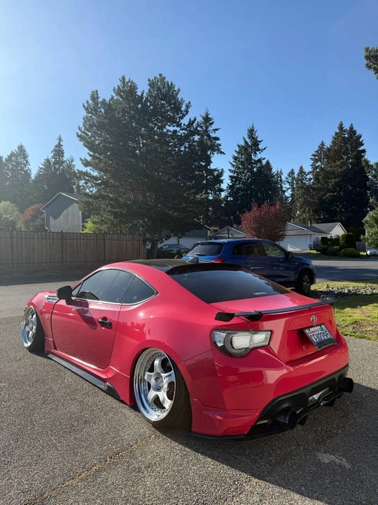 2018 Toyota 86 - Image 11 of 14