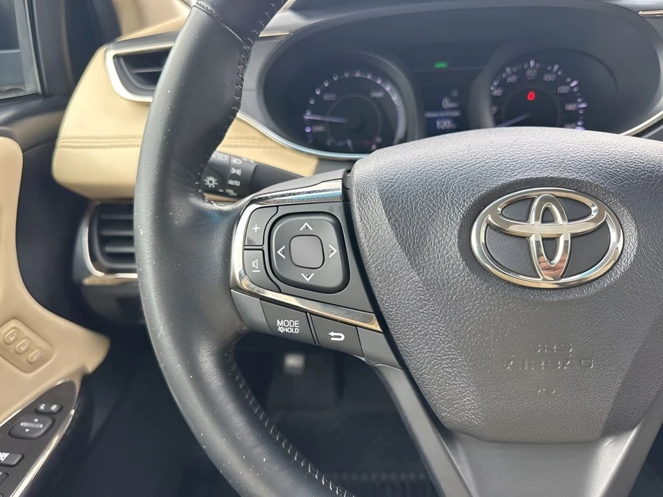 2018 Toyota Avalon 4th Gen - Image 17 of 21