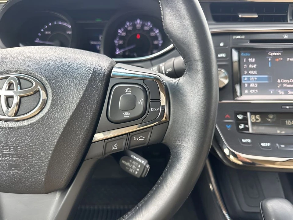 2018 Toyota Avalon 4th Gen - Image 18 of 21