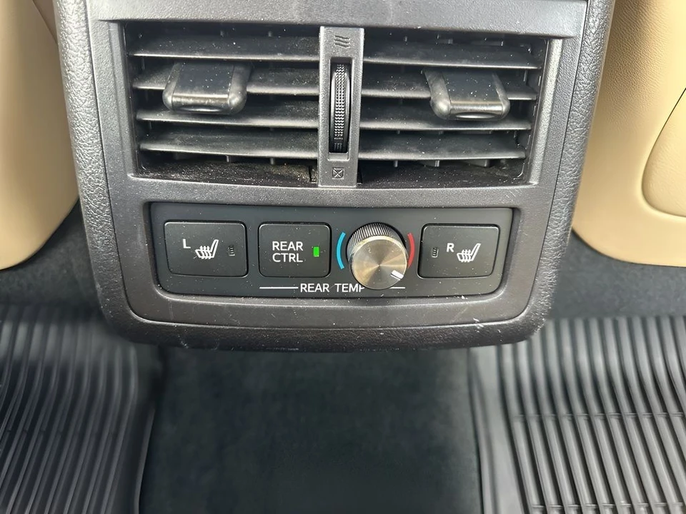 2018 Toyota Avalon 4th Gen - Image 14 of 21