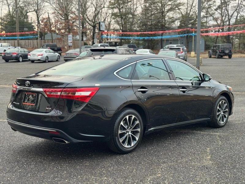 2018 Toyota Avalon 4th Gen - Image 5 of 12