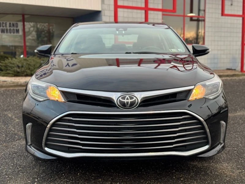 2018 Toyota Avalon 4th Gen - Image 8 of 12