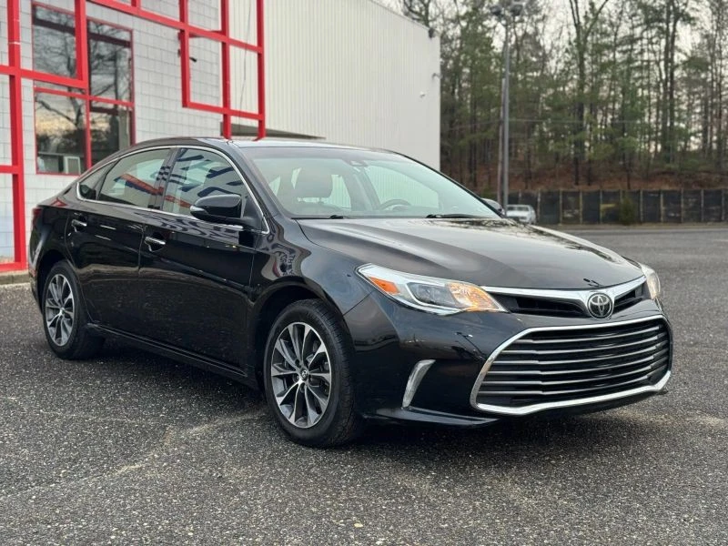 2018 Toyota Avalon 4th Gen - Image 7 of 12