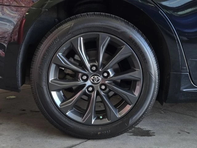 2018 Toyota Avalon 4th Gen - Image 5 of 12