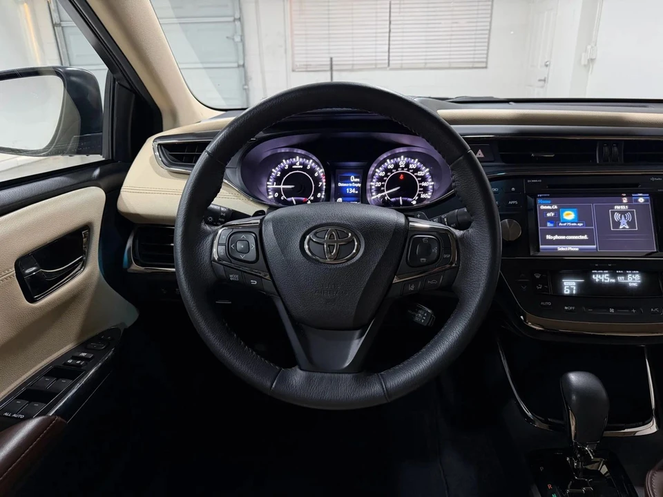 2018 Toyota Avalon 4th Gen - Image 10 of 17