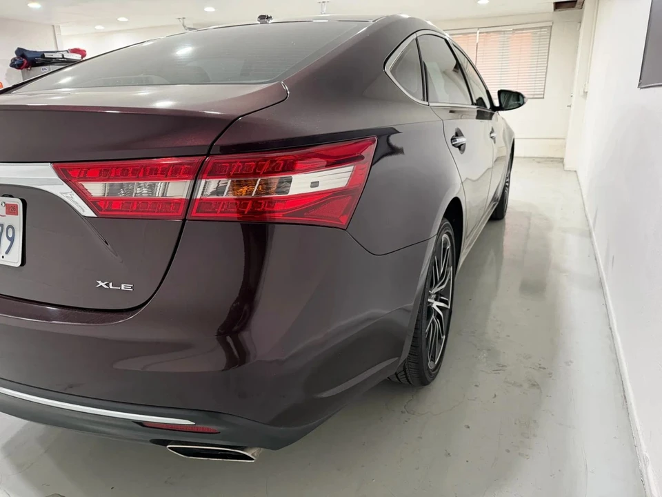 2018 Toyota Avalon 4th Gen - Image 5 of 17