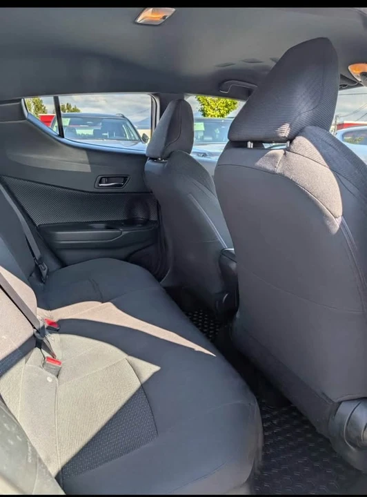 2018 Toyota C-HR - Image 2 of 3