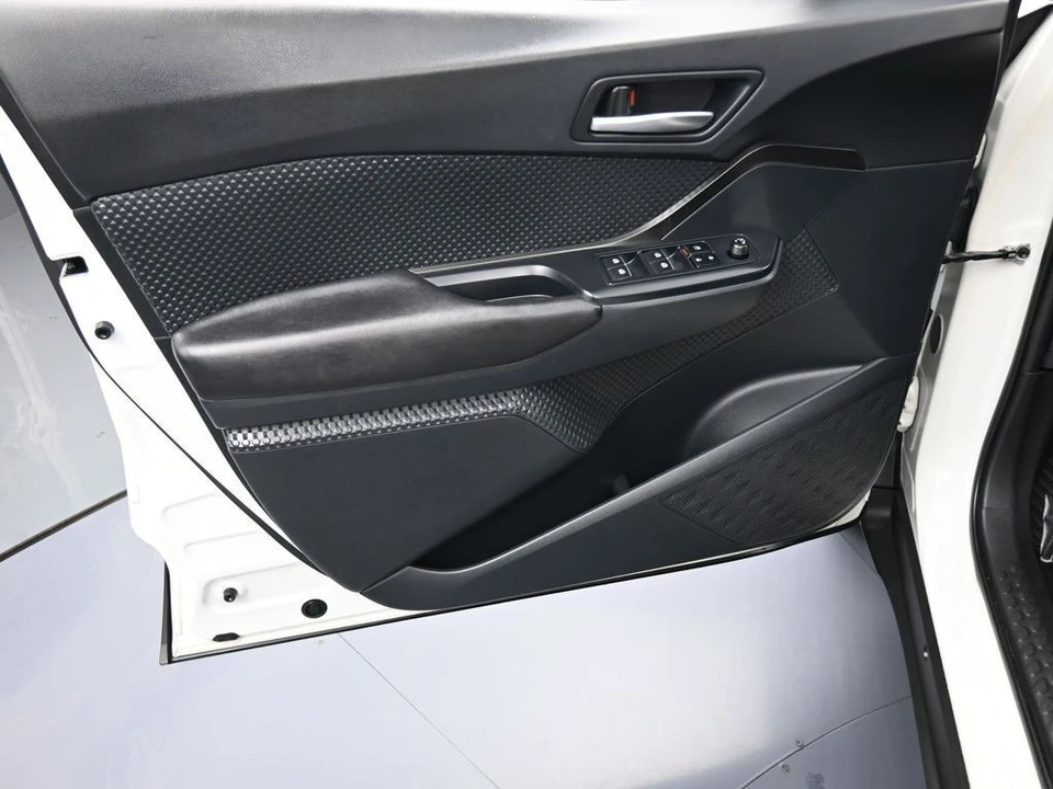 2018 Toyota C-HR - Image 12 of 12