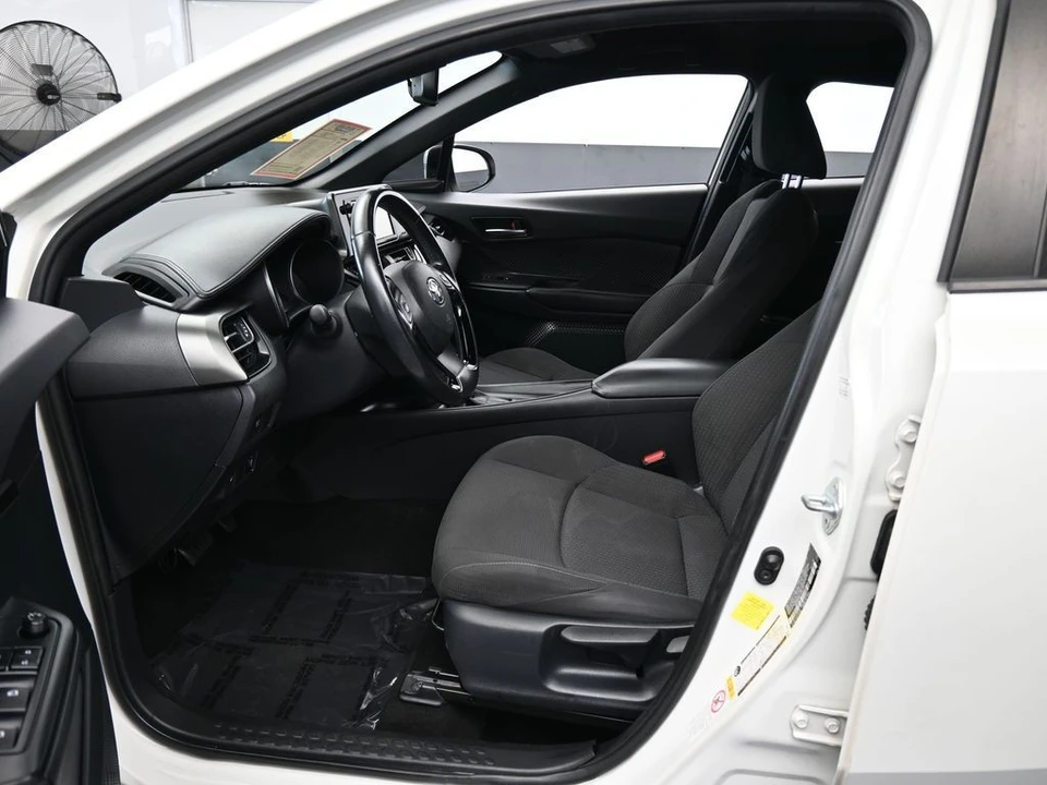 2018 Toyota C-HR - Image 11 of 12