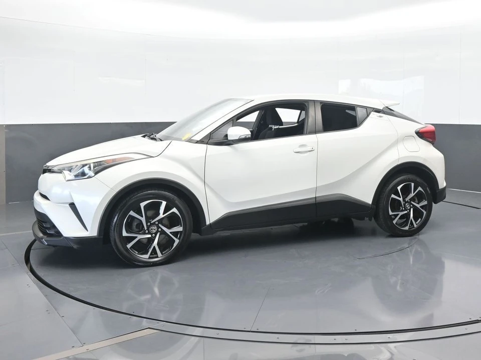 2018 Toyota C-HR - Image 2 of 12