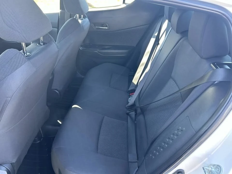 2018 Toyota C-HR - Image 17 of 20