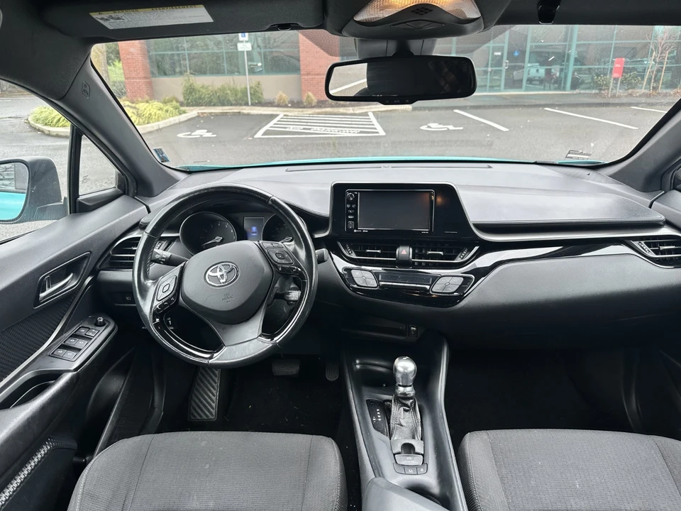 2018 Toyota C-HR - Image 13 of 17