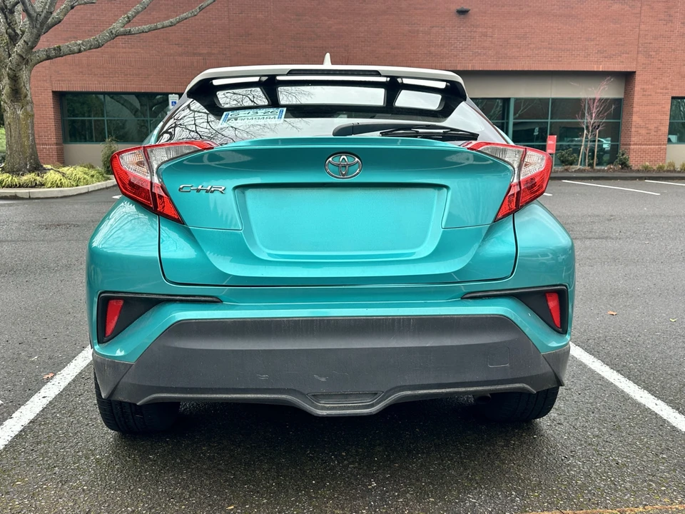 2018 Toyota C-HR - Image 8 of 17
