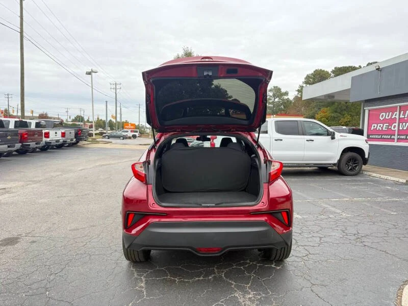 2018 Toyota C-HR - Image 5 of 10