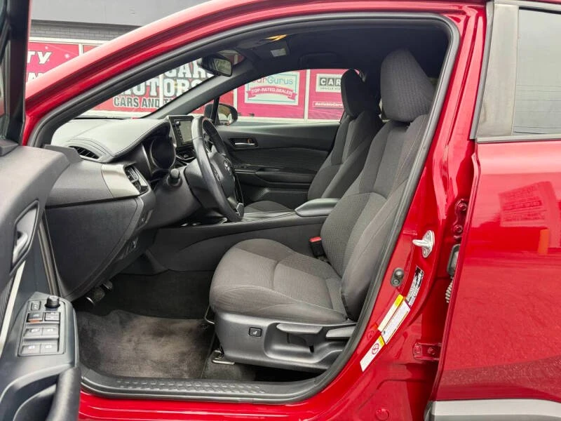 2018 Toyota C-HR - Image 9 of 10
