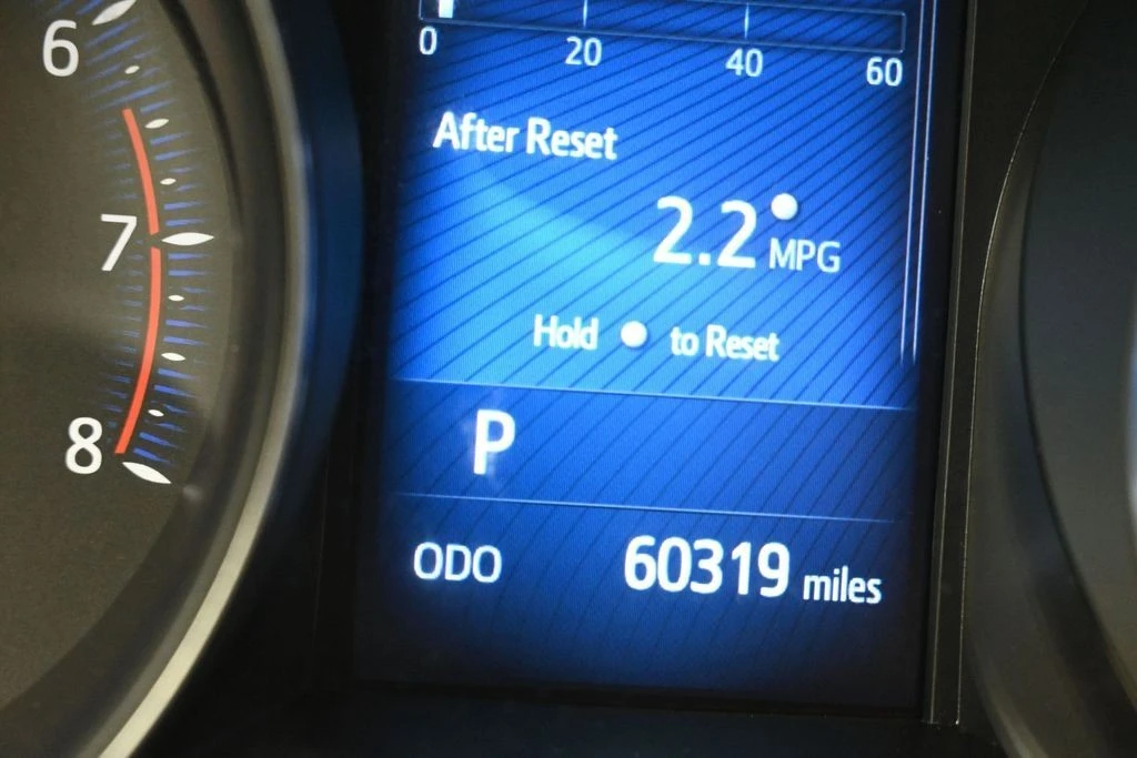 2018 Toyota C-HR - Image 16 of 31