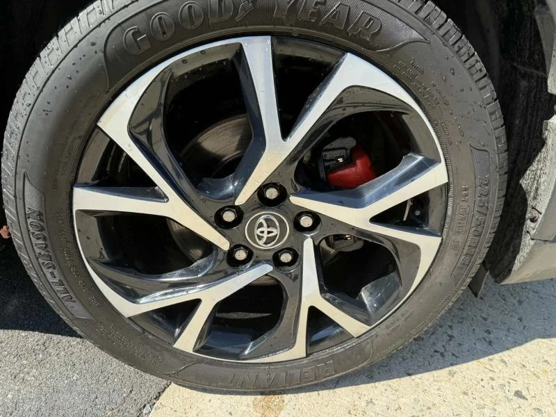 2018 Toyota C-HR - Image 11 of 12