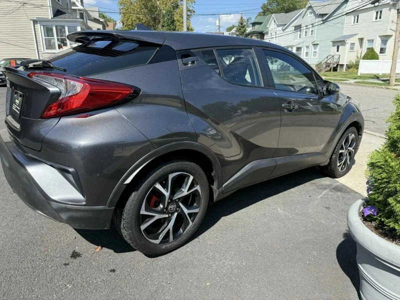 2018 Toyota C-HR - Image 8 of 12