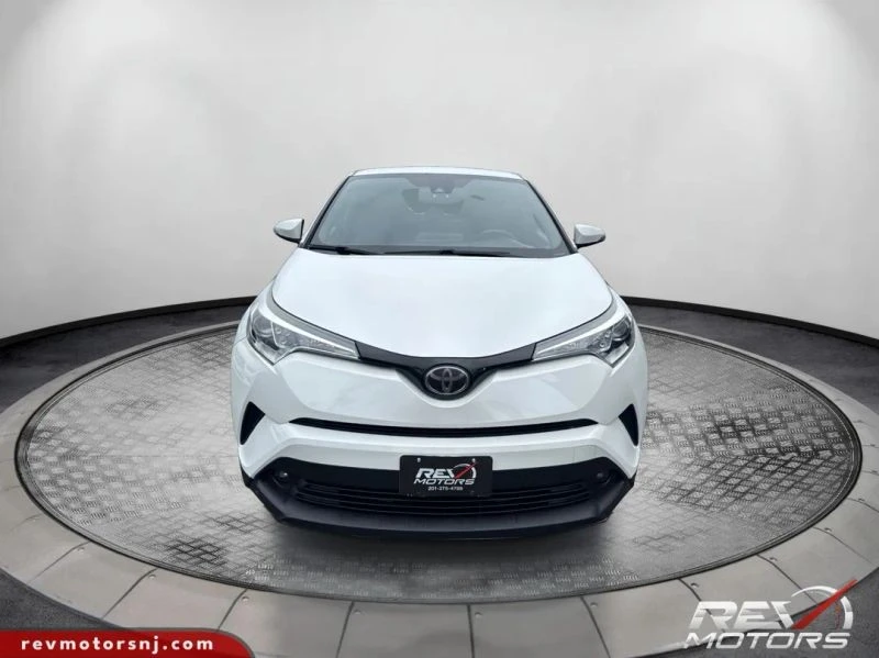 2018 Toyota C-HR - Image 8 of 12