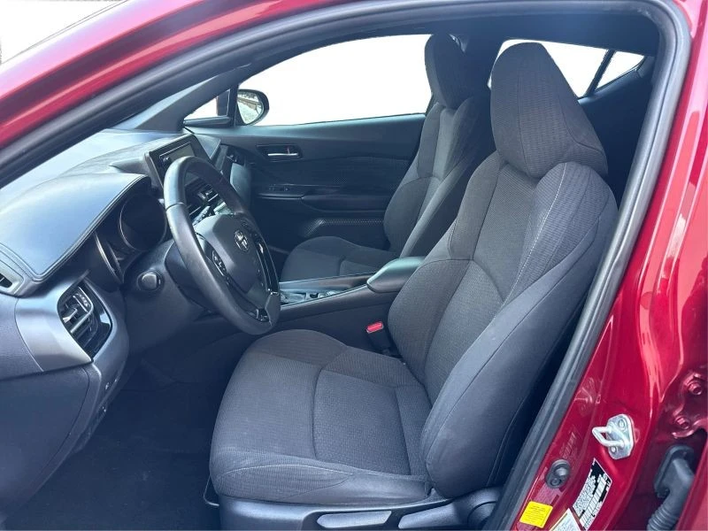 2018 Toyota C-HR - Image 9 of 12