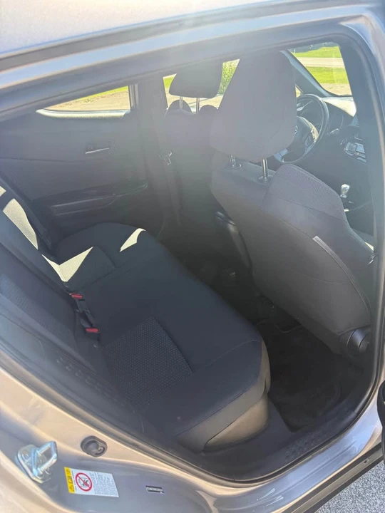 2018 Toyota C-HR - Image 6 of 10