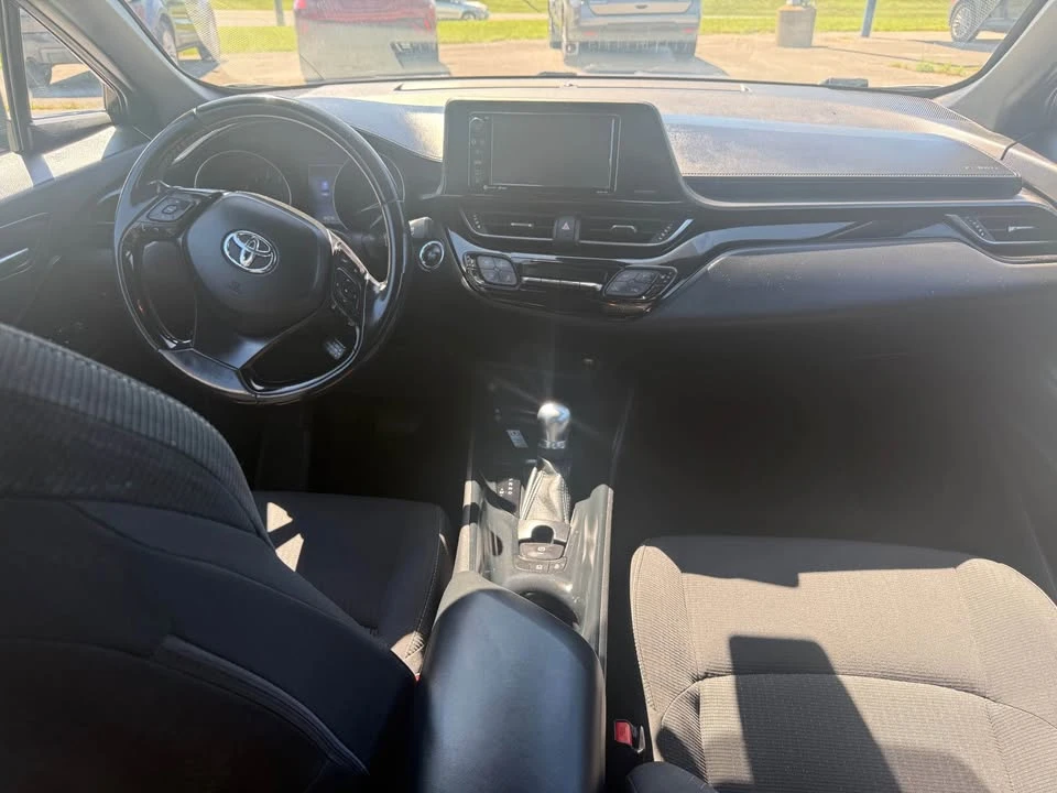 2018 Toyota C-HR - Image 8 of 10
