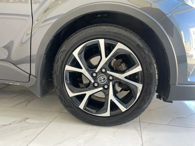 2018 Toyota C-HR - Image 29 of 31
