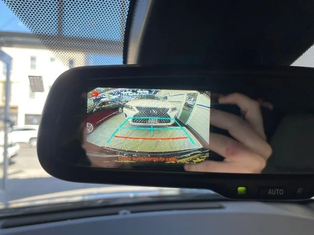 2018 Toyota C-HR - Image 15 of 31