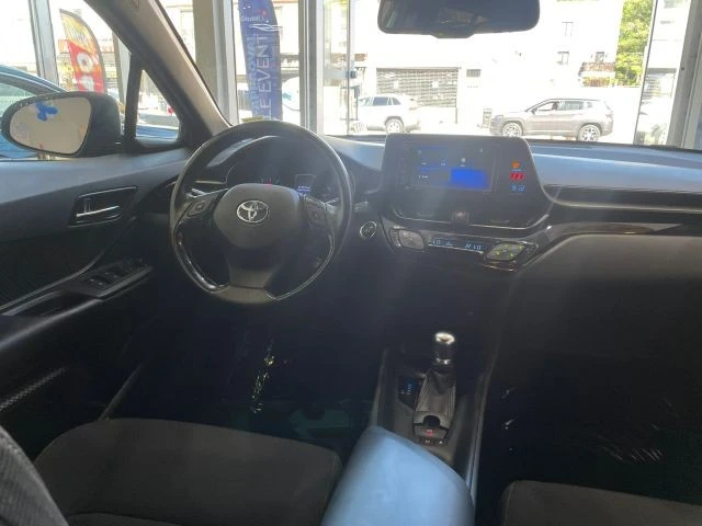 2018 Toyota C-HR - Image 24 of 31