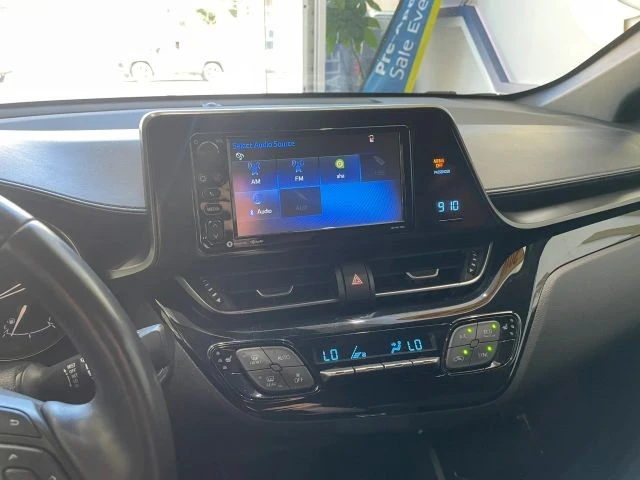 2018 Toyota C-HR - Image 14 of 31