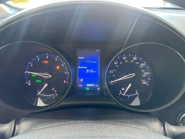2018 Toyota C-HR - Image 13 of 31