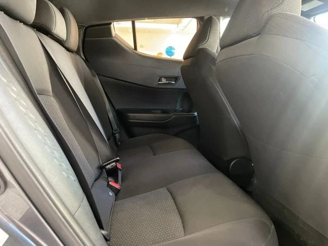 2018 Toyota C-HR - Image 23 of 31