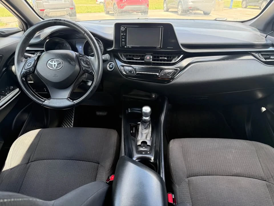 2018 Toyota C-HR - Image 8 of 10