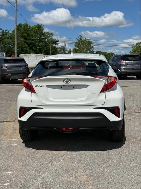 2018 Toyota C-HR - Image 4 of 10