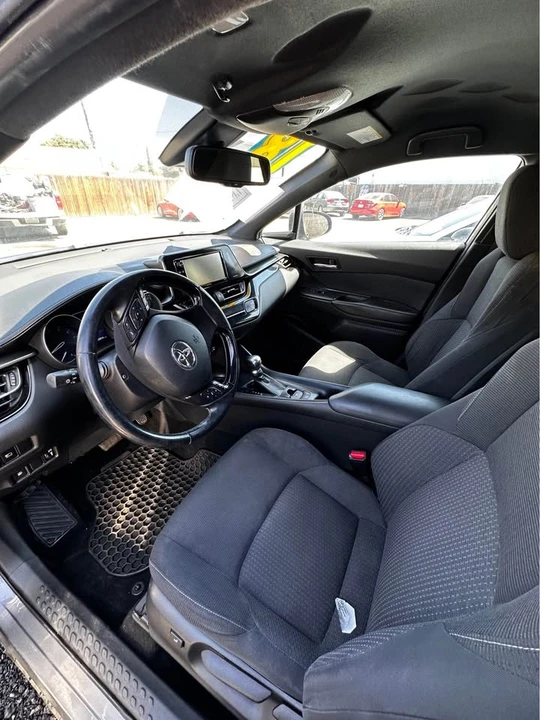 2018 Toyota C-HR - Image 2 of 5