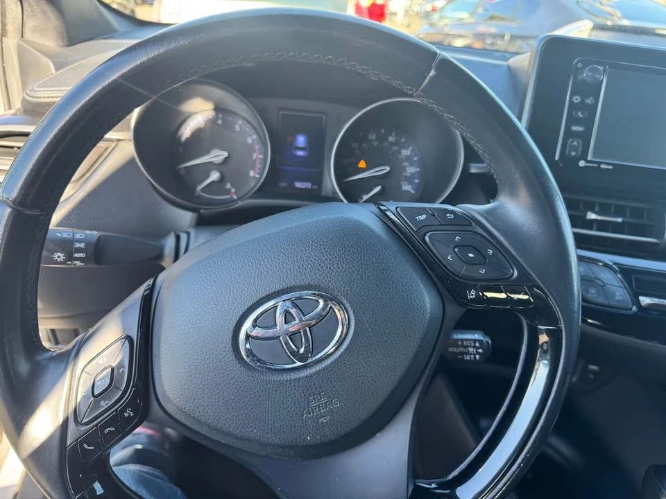 2018 Toyota C-HR - Image 6 of 8