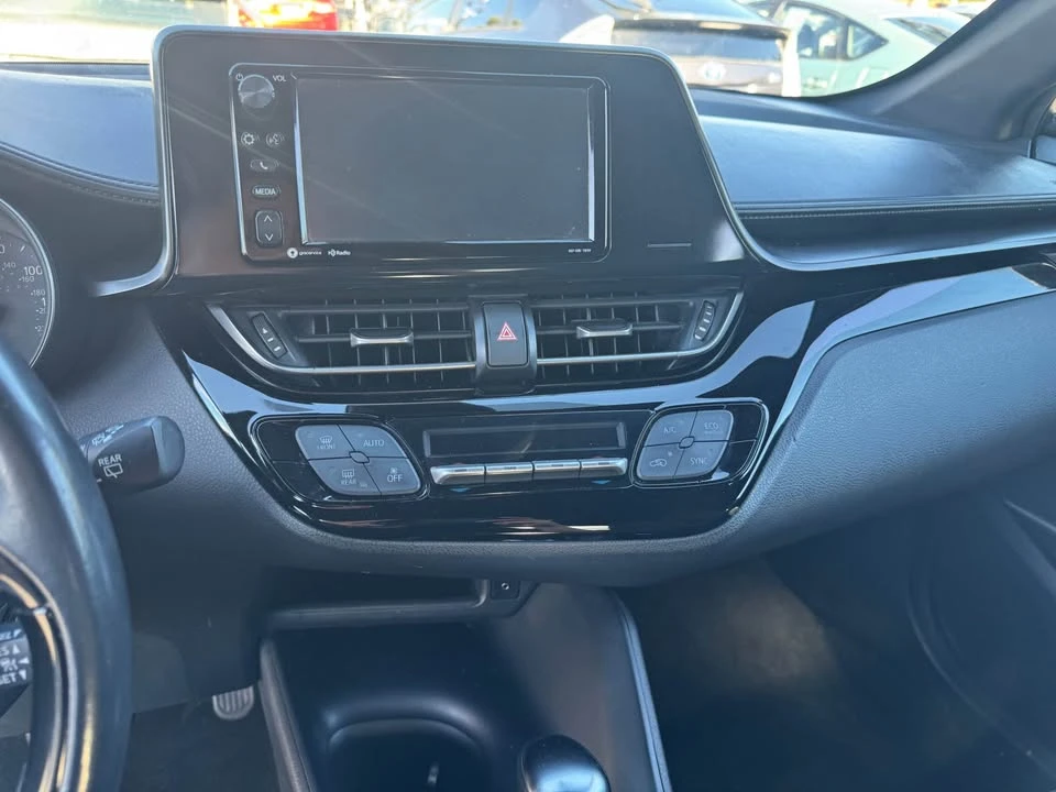 2018 Toyota C-HR - Image 5 of 8