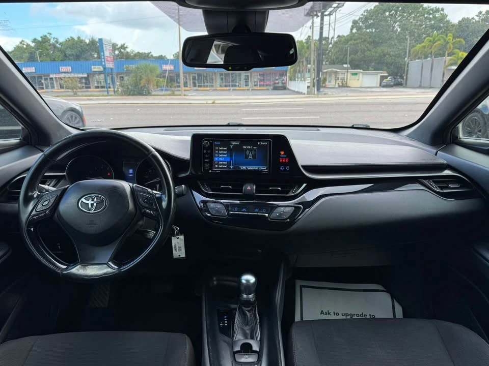2018 Toyota C-HR - Image 8 of 17