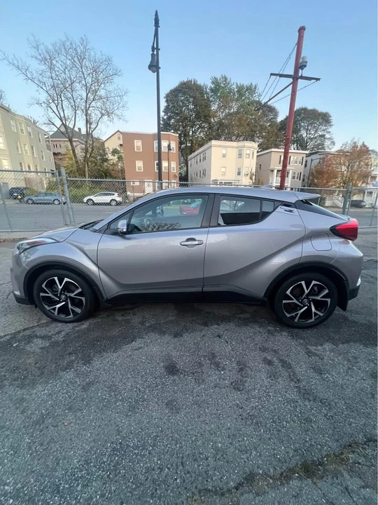 2018 Toyota C-HR - Image 10 of 20