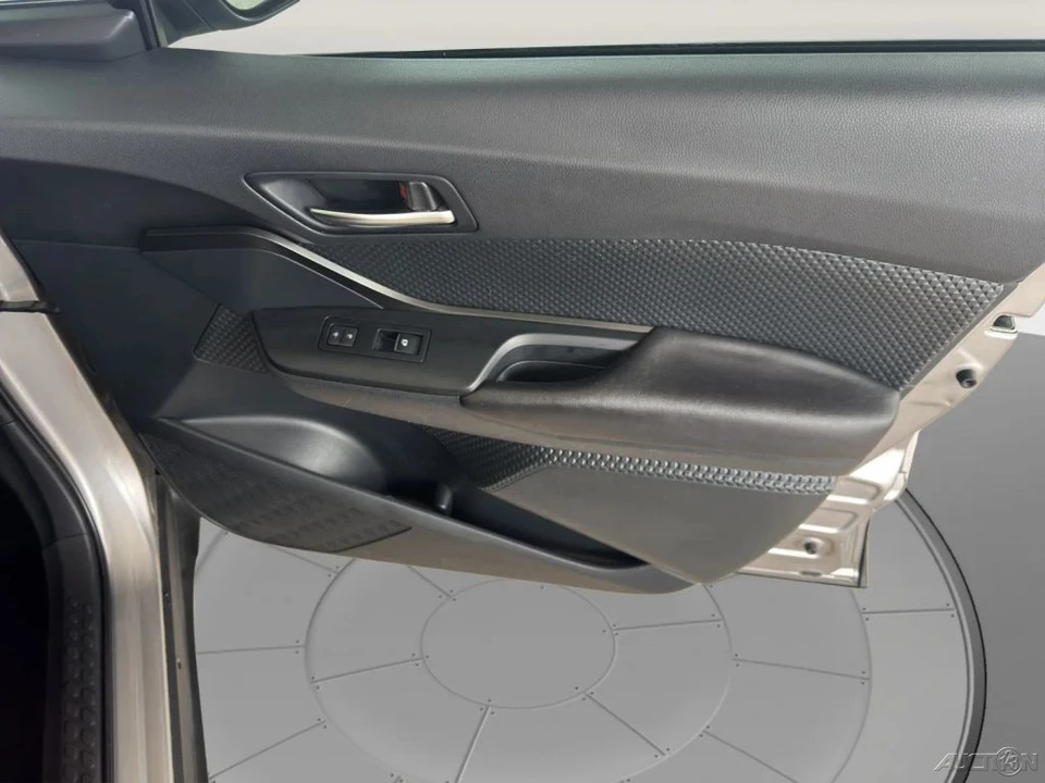 2018 Toyota C-HR - Image 18 of 21