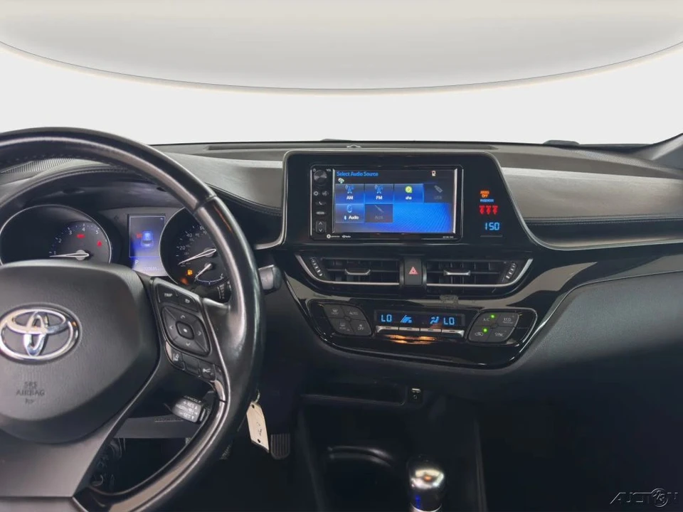 2018 Toyota C-HR - Image 15 of 21