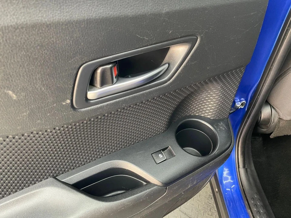 2018 Toyota C-HR - Image 15 of 31