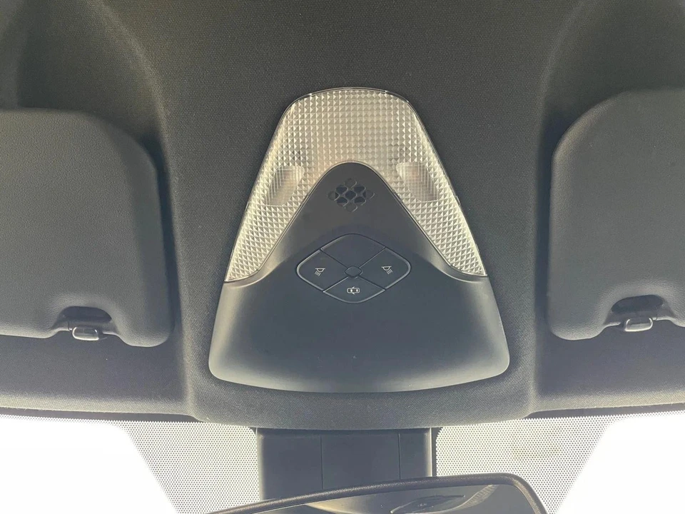 2018 Toyota C-HR - Image 27 of 31